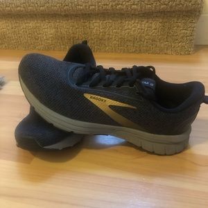 Women’s Brooks Anthem 3 Running Shoes—Size: 7.5—Color: Grey/Black/Gold
